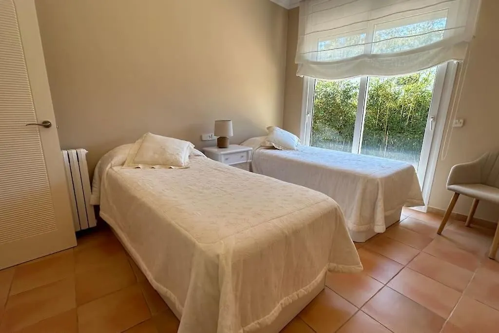Preciosa Villa Con Piscina En S'Agaro Spain