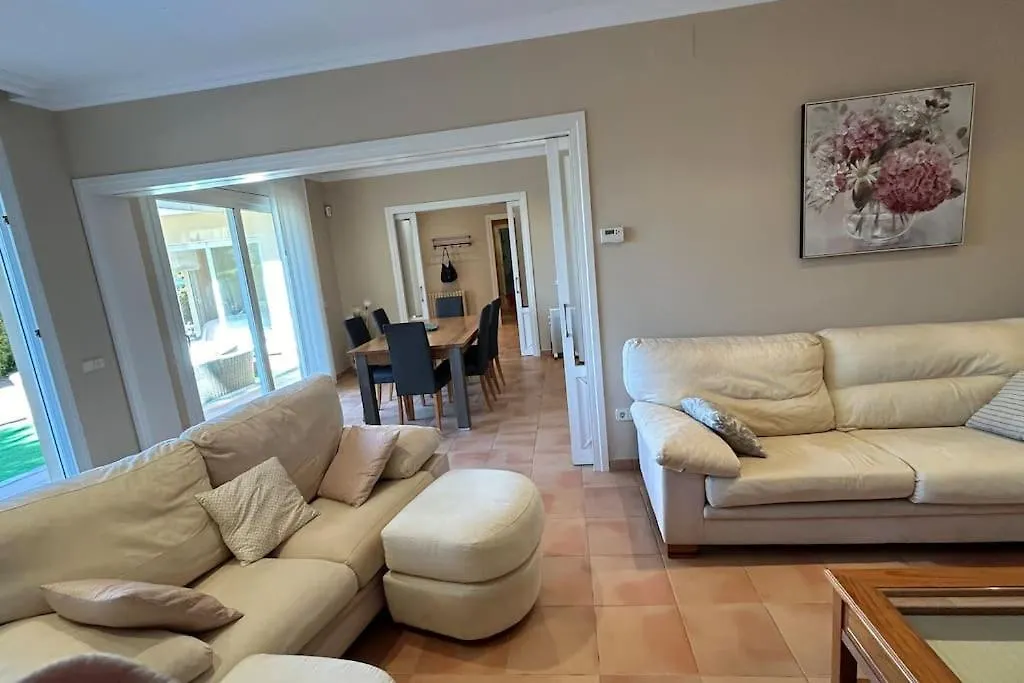 Preciosa Villa Con Piscina En S'Agaro