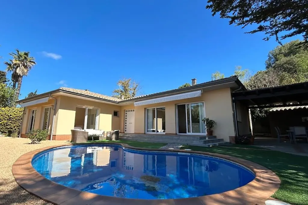 Preciosa Villa Con Piscina En S'Agaro